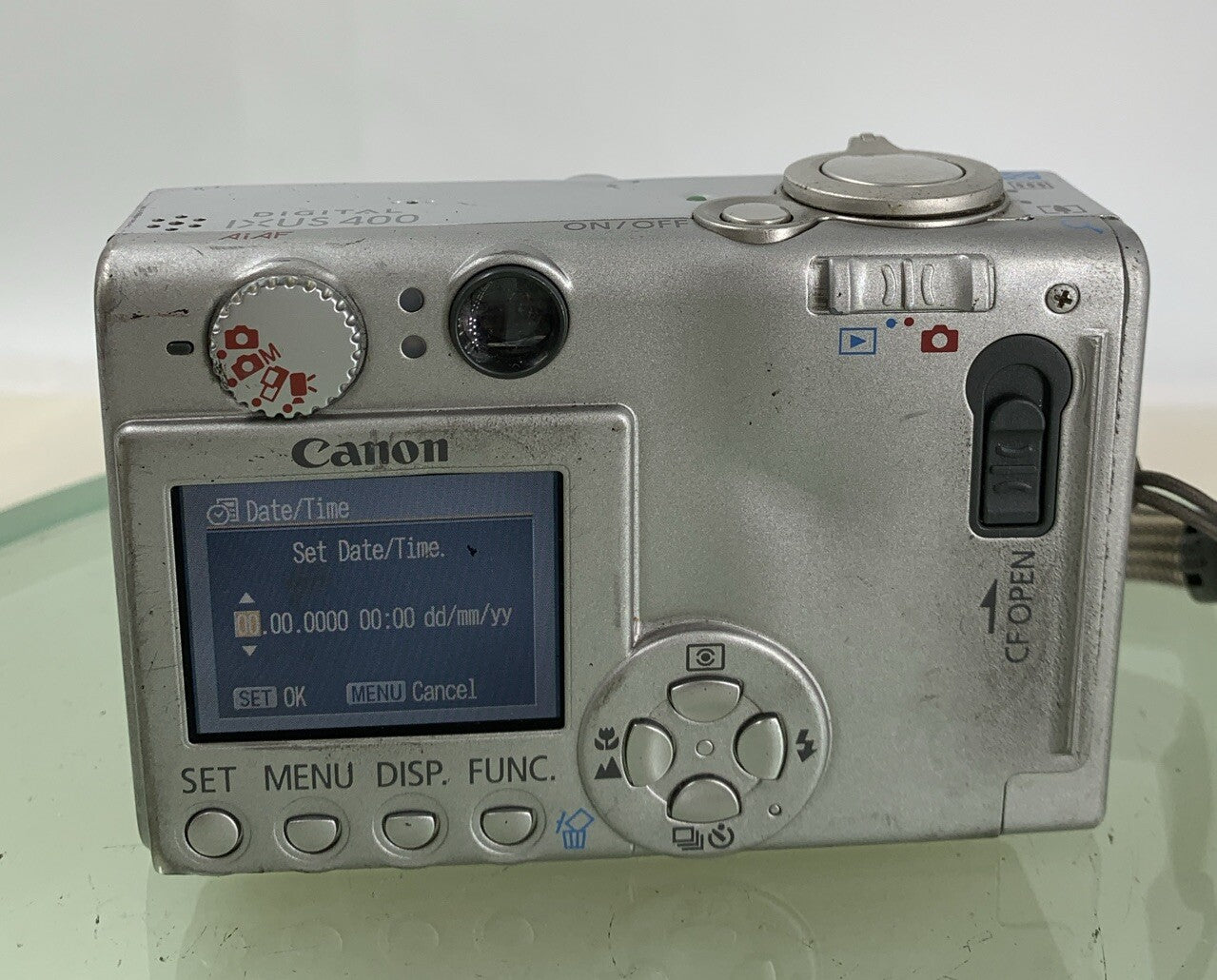 Canon Digital IXUS 400 DIGITAL CAMERA SILVER WITH CHARGER AND COVER TESTED - 3455