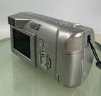 Olympus Digital Camera Camedia D-540 Zoom 3.2MP SILVER NO CHARGER TESTED - 2416