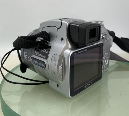 Sony Cyber-Shot DSC-H1 5.1MP DIGITAL CAMERA SILVER + BAG + WIRE TESTED - 9355