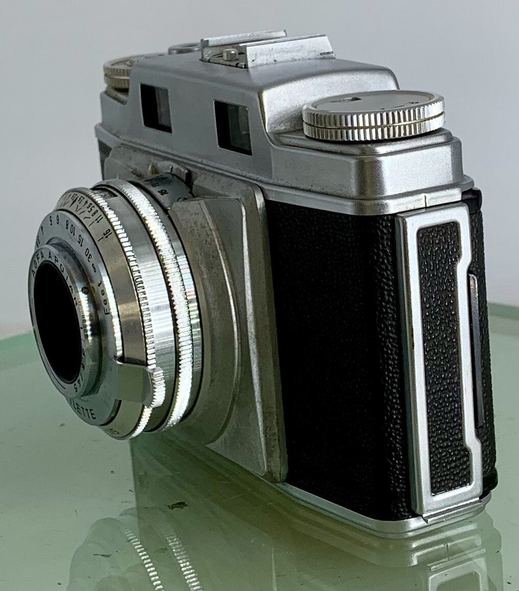 Vintage Agfa Super Silette 35MM Camera With A Potar 1:3.5 45mm Lens + Case - 3036