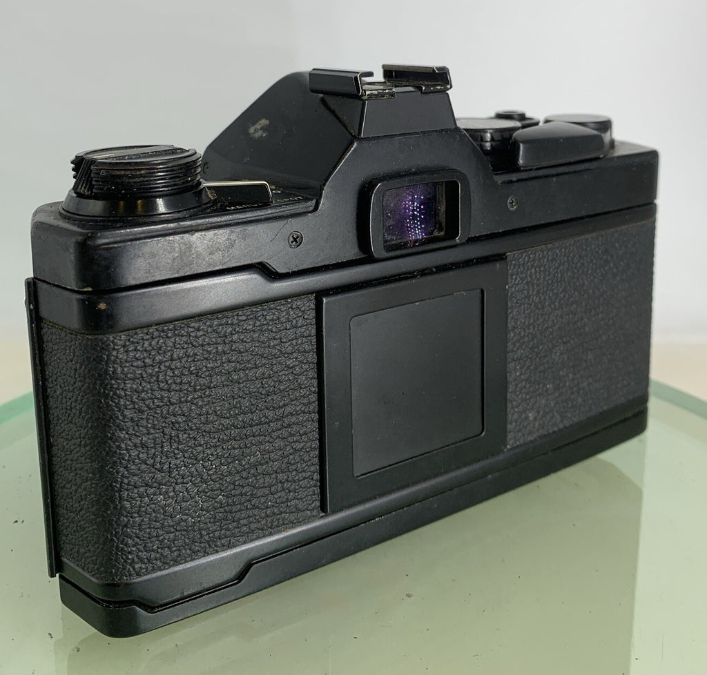 Olympus OM-2 Spot / Program SLR Camera + Olympus Zuiko  50mm f1.8 TESTED  #1954