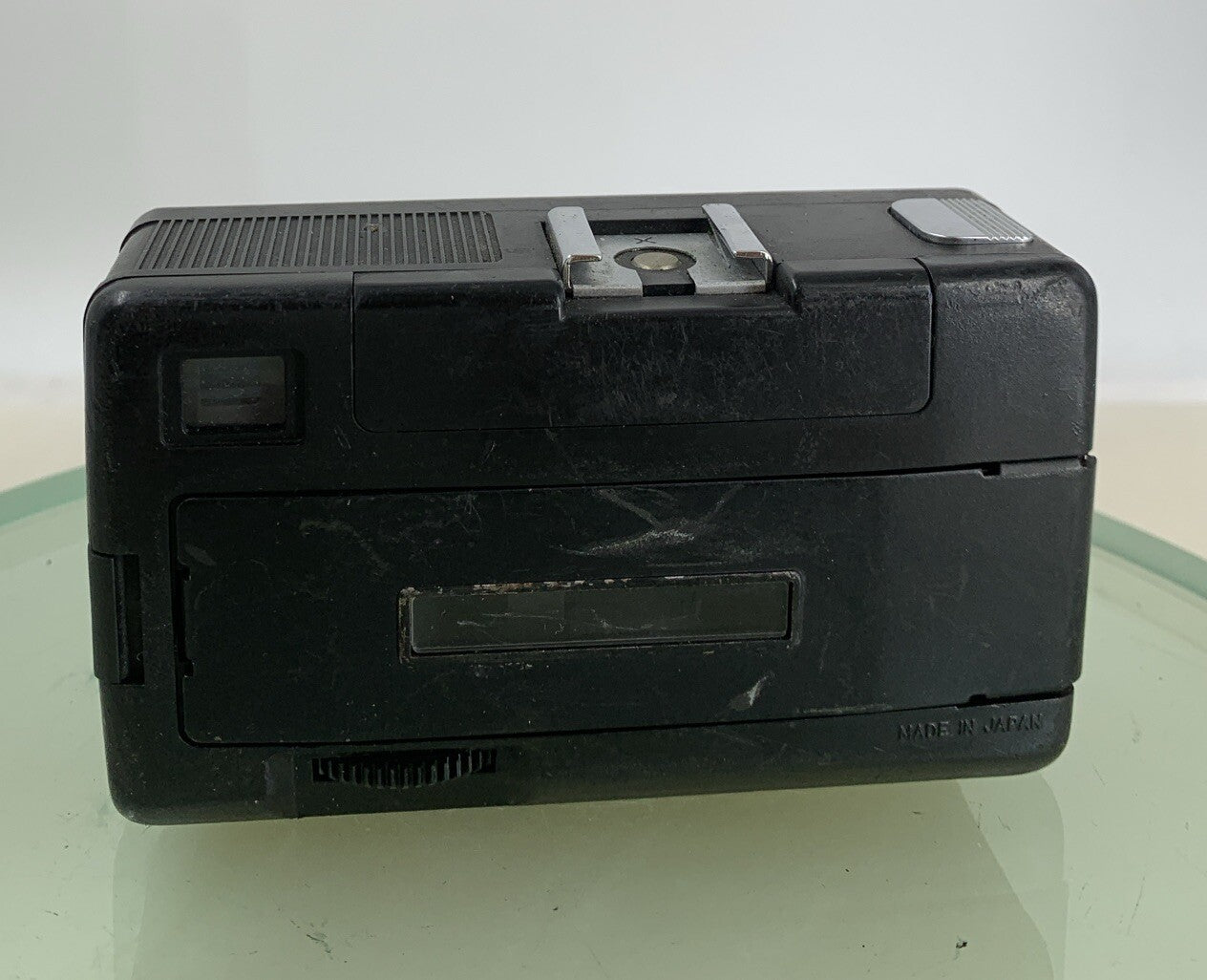 Vintage Hanimex COMPACT POCKET FILM CAMERA BLACK PERFECTLY TESTED - 9235