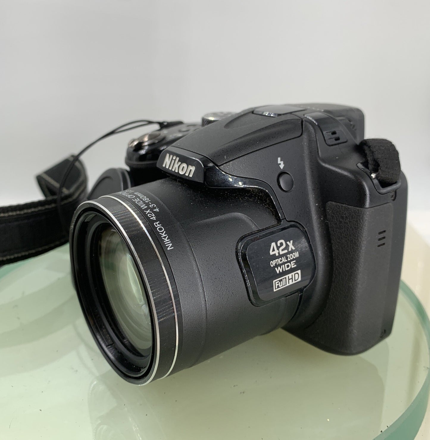 Nikon Coolpix P530 42X ZOOM Camera & CHARGER NO CARD, BLACK COLOR - TESTED - 3581