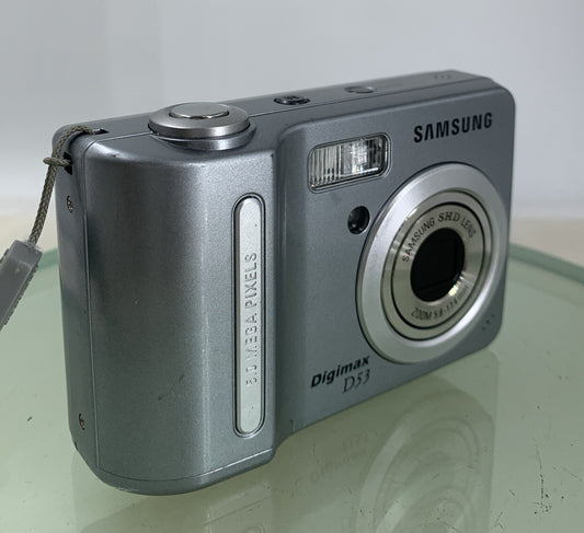 Samsung Digital Camera Digimax D53 5.0MP SILVER NO CARD NO CHARGER TESTED - 5780