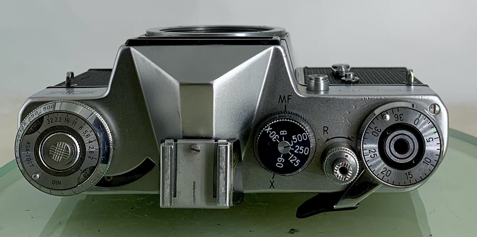 Zenit EM 35mm SLR Film Camera Body Only + Tested - 8917
