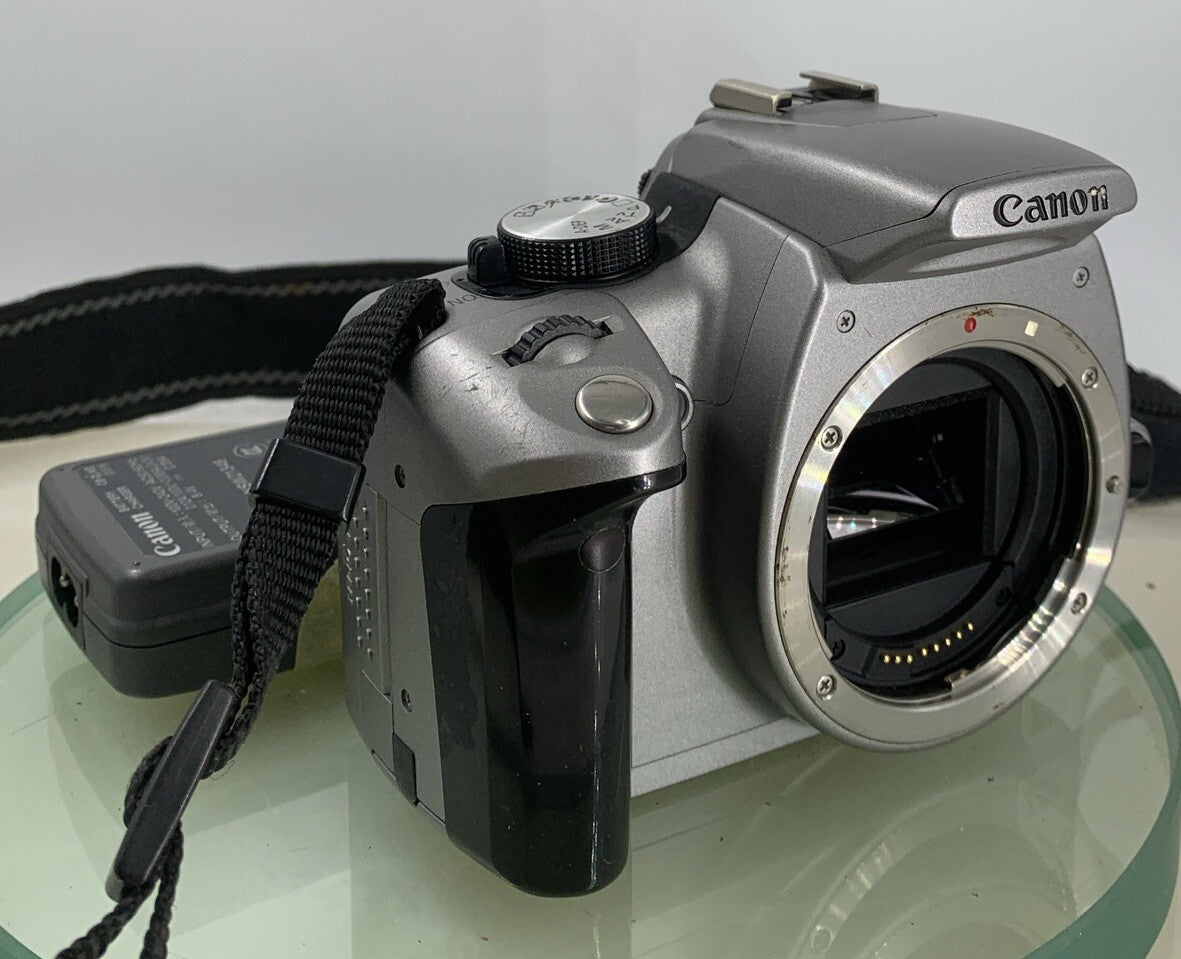 Canon EOS 350D COMPACT DIGITAL SLR Camera BODY GREY WITH CHARGER TESTED - 410