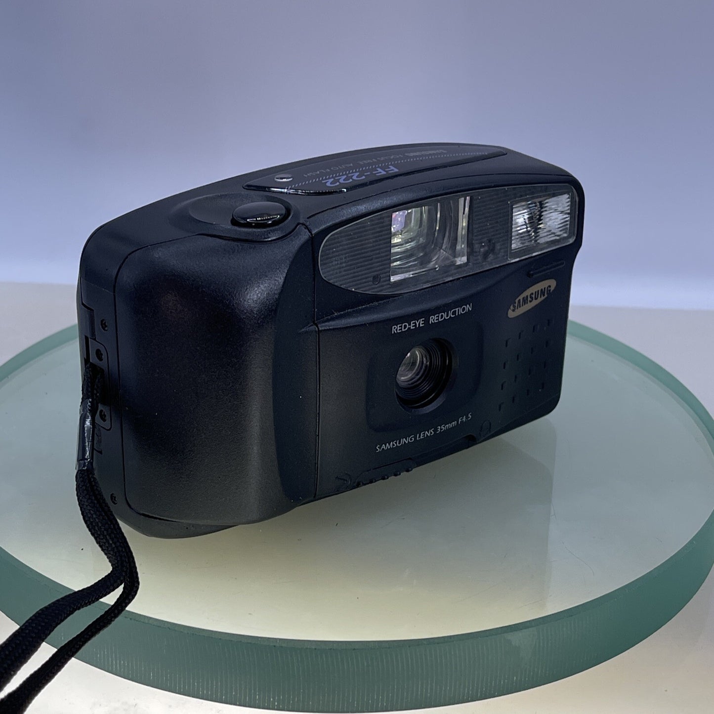 Samsung FF-222 Focus Free Auto Flash Film Camera 35mm Red-Eye Reduction #4801