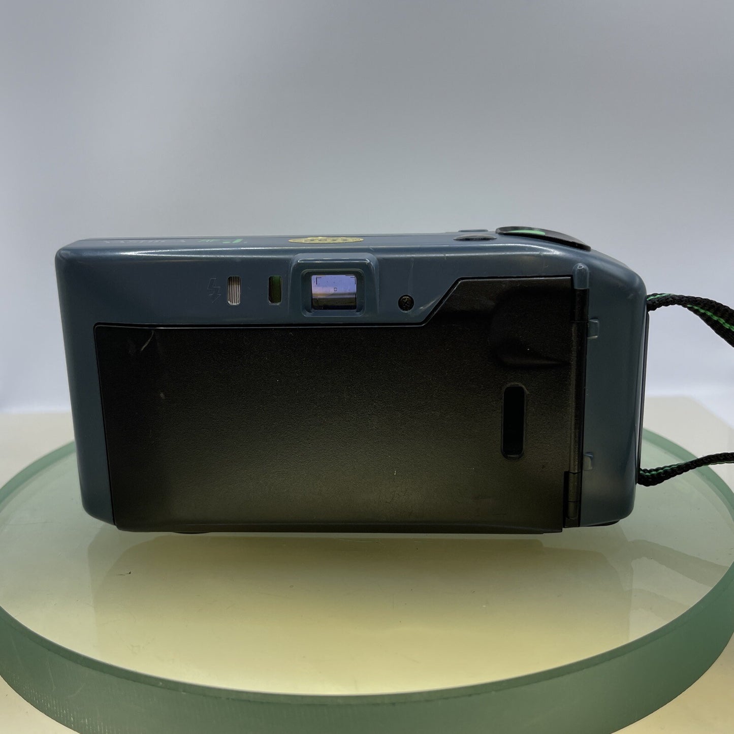 Kyocera Yashica AF-J motor 35mm film camera Tested Kyocera Lens 32mm 1:3.5 #6614