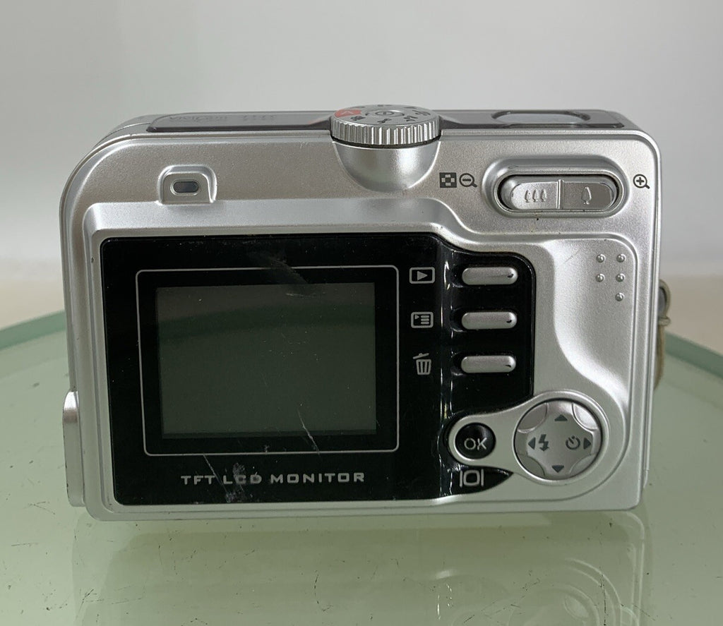 Vivitar Vivicam 4345 4.0MP Compact Digital Camera SILVER NO CARD TESTED - 7605