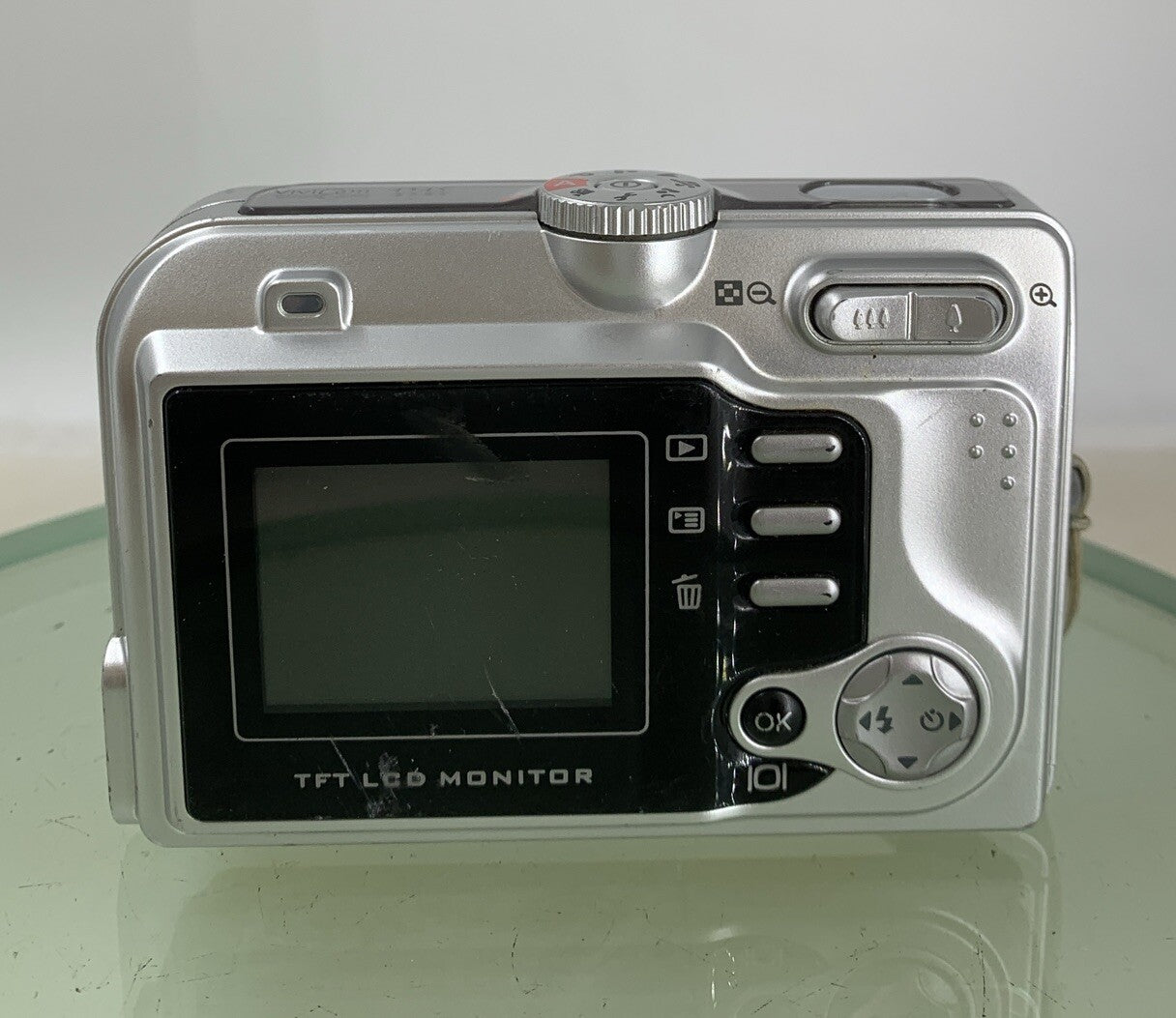 Vivitar Vivicam 4345 4.0MP Compact Digital Camera SILVER NO CARD TESTED - 7605
