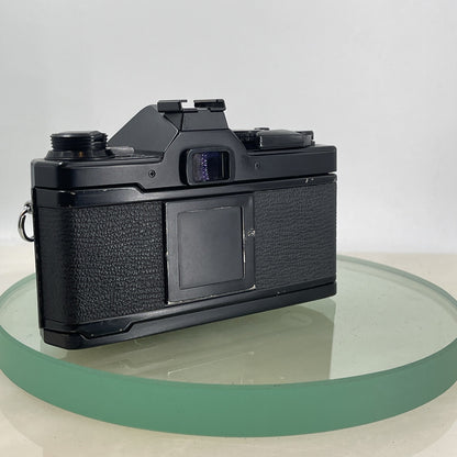 Olympus OM-2 Spot / Program SLR Camera+Olympus Zuiko  50mm f1.8 SilverTESTED 5153