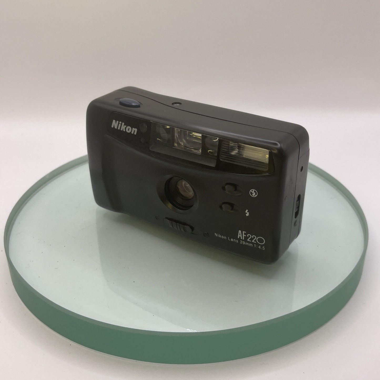 Nikon AF220 35mm Point Shoot Film Camera and Case Lens 29mm 1 : 4.5 #3352