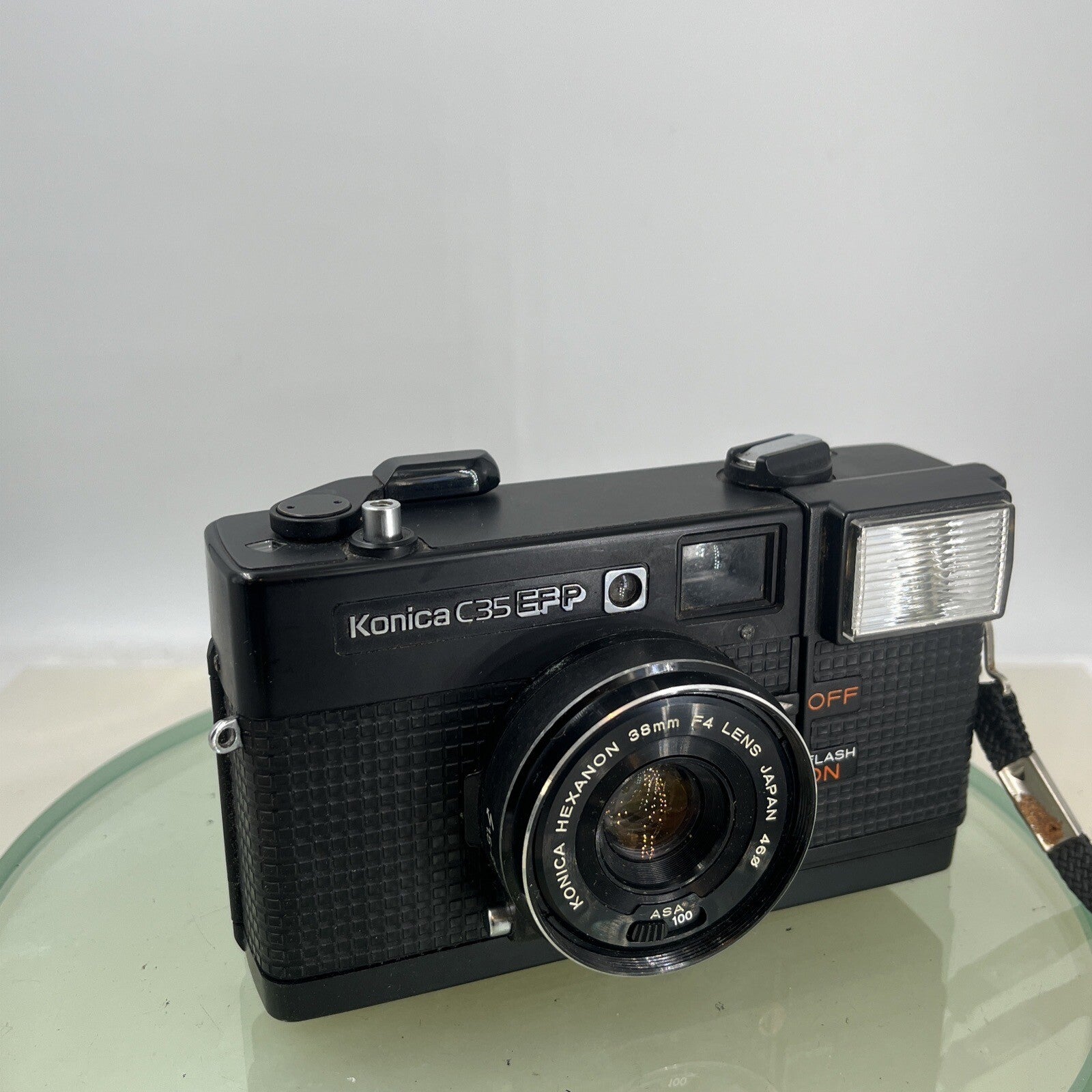 KONICA C35 EF-P VINTAGE 35mm FILM CAMERA MANUAL WIND HEXANON 38mm F4 LENS 4518
