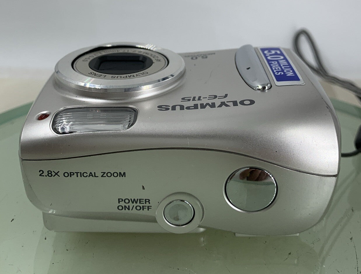 OLYMPUS FE-115 5.0 MP DIGITAL CAMERA SILVER NO CHARGER NO CARD TESTED - 2557