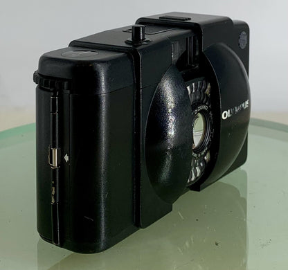 "TESTED " Olympus XA 1 35mm point and shoot Film Camera Well Used Lomo Retro#1362