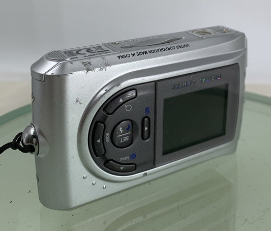 Vivitar Vivicam 3780s 3.0MP COMPACT DIGITAL CAMERA SILVER NOBATTERY TESTED - 2560