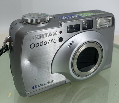 Pentax Optio 450 Digital Camera. 4.0MP, 5 x Zoom SILVER NO CARD TESTED - 4310