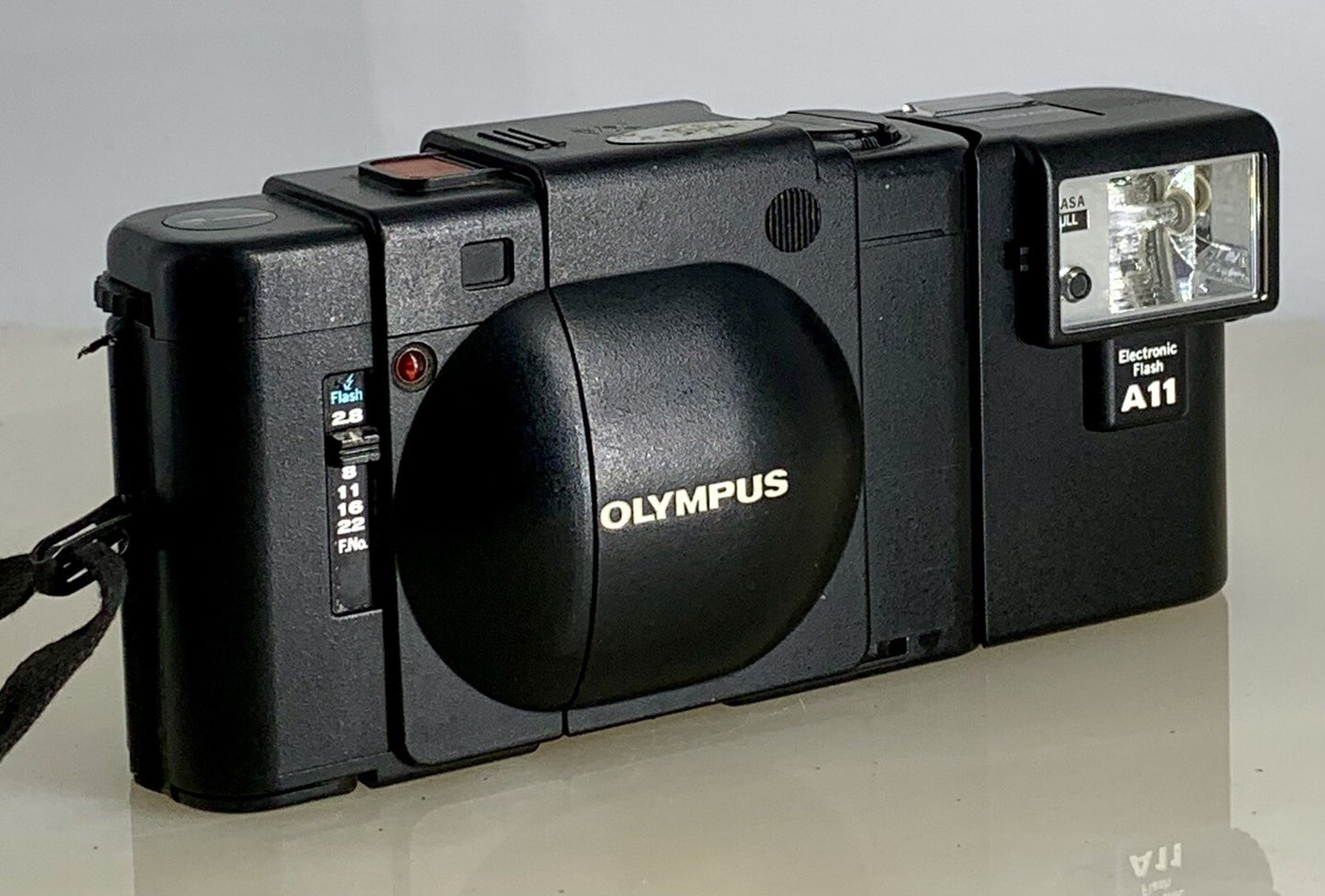 TESTED + OUTSTANDING + Olympus XA 35mm Compact Rangefinder Film Camera+ A11#630
