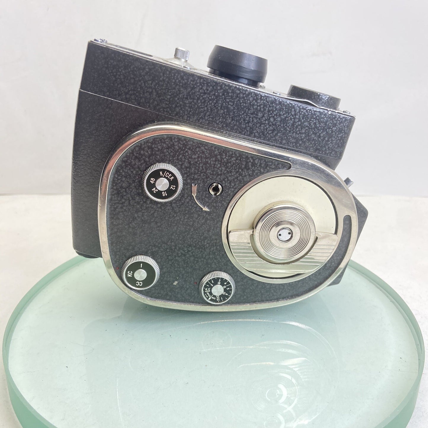 Vintage Quartz M 8 mm Camera in Case Rare, Collective #641