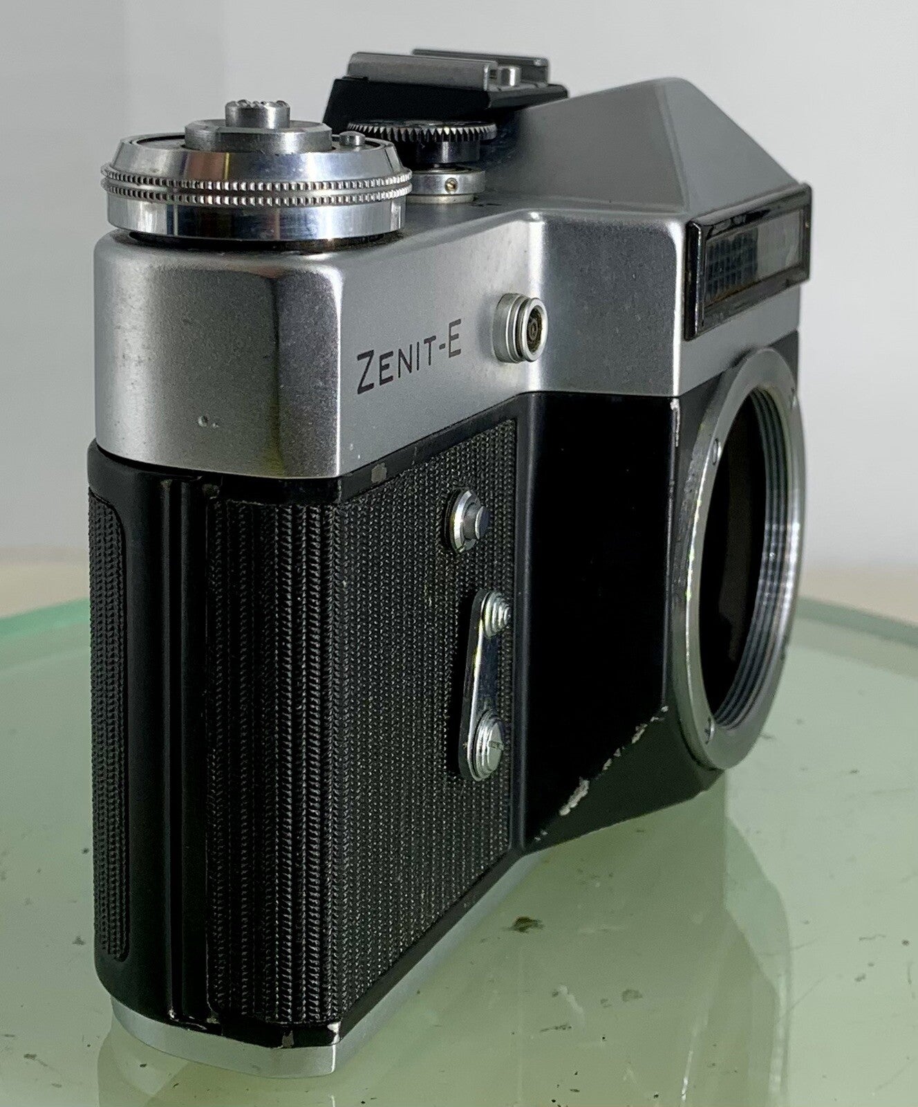 Zenit E 35mm SLR Film Camera Body Only + Tested - 3272