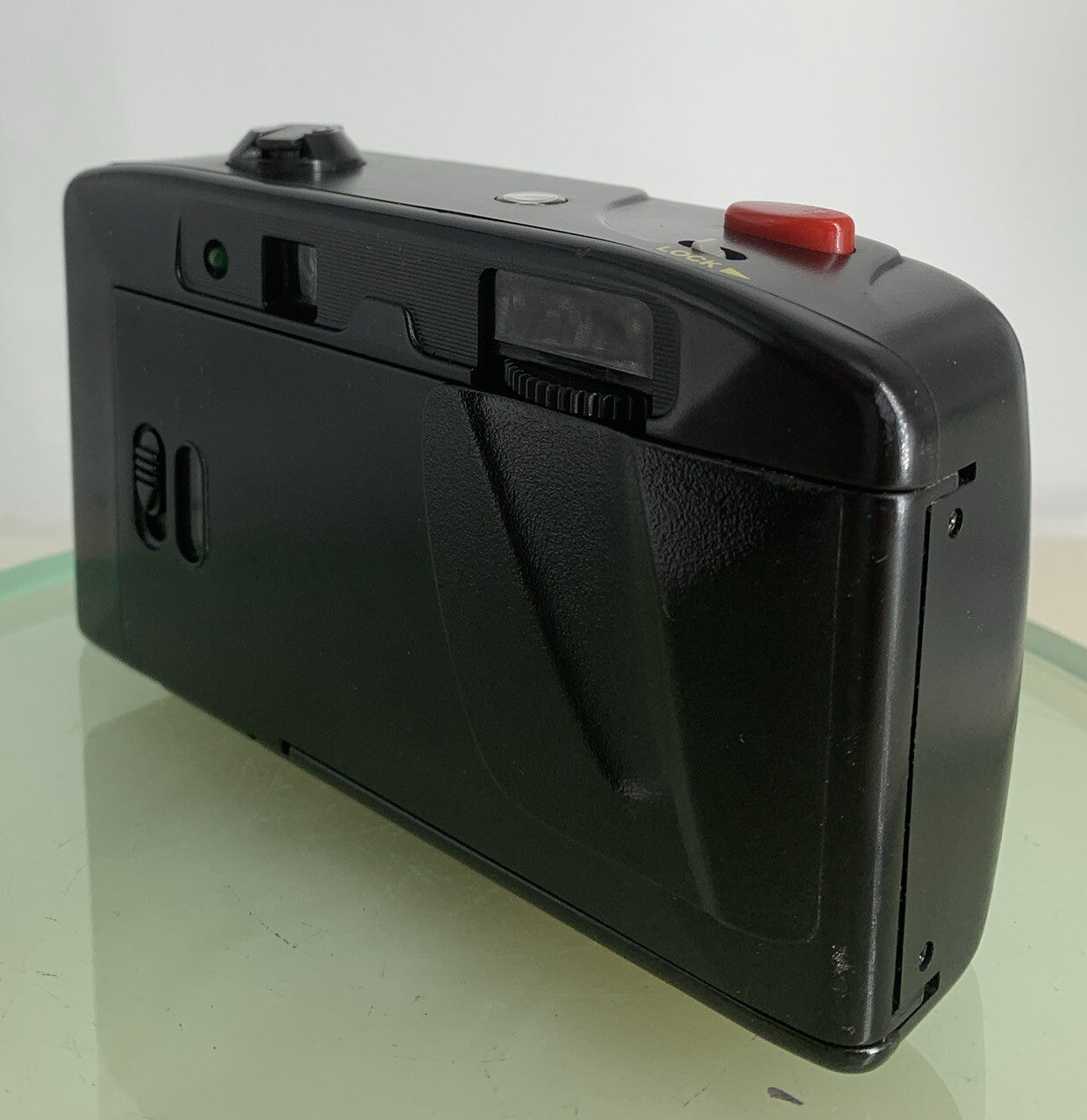 NIKKEI SK-105 POINT AND SHOOT FILM CAMERA BLACK NO CHARGER TESTED - 5816