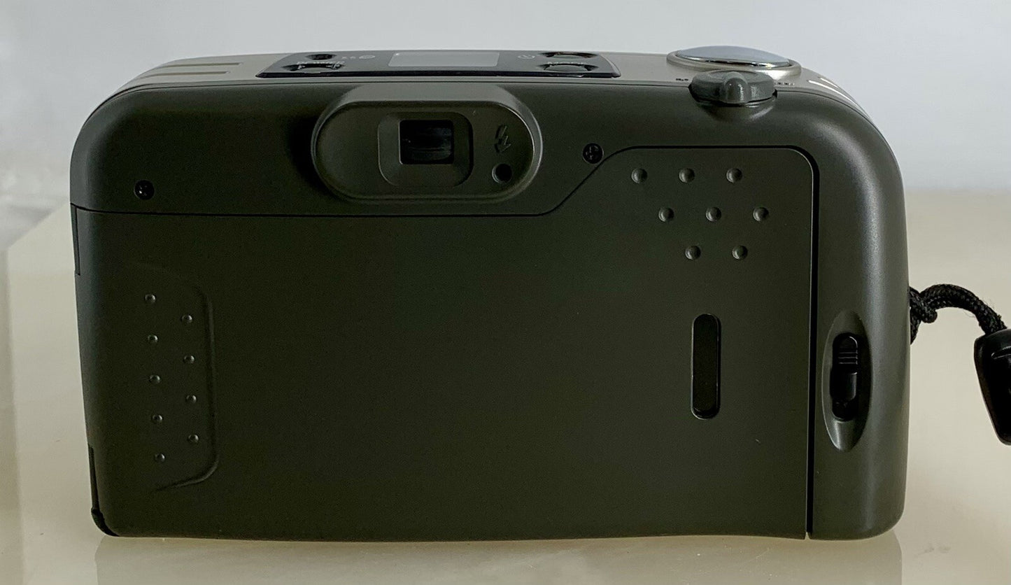 {MINT CONDITION} Bell+Howell PZ2200 Auto Focus 35mm Film Camera+Case+Tested -534