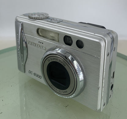 TRAVELER DC-8300 DIGITAL STILL CAMERA SILVER WITH CHARGER +COVER TESTED - 3222
