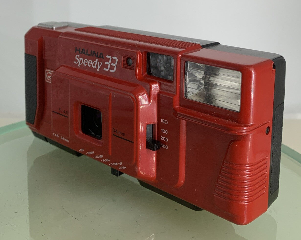 Halina Speedy 33 CAMERA RED POINT AND SHOOT CAMERA GOOD CONDITION TESTED - 8402