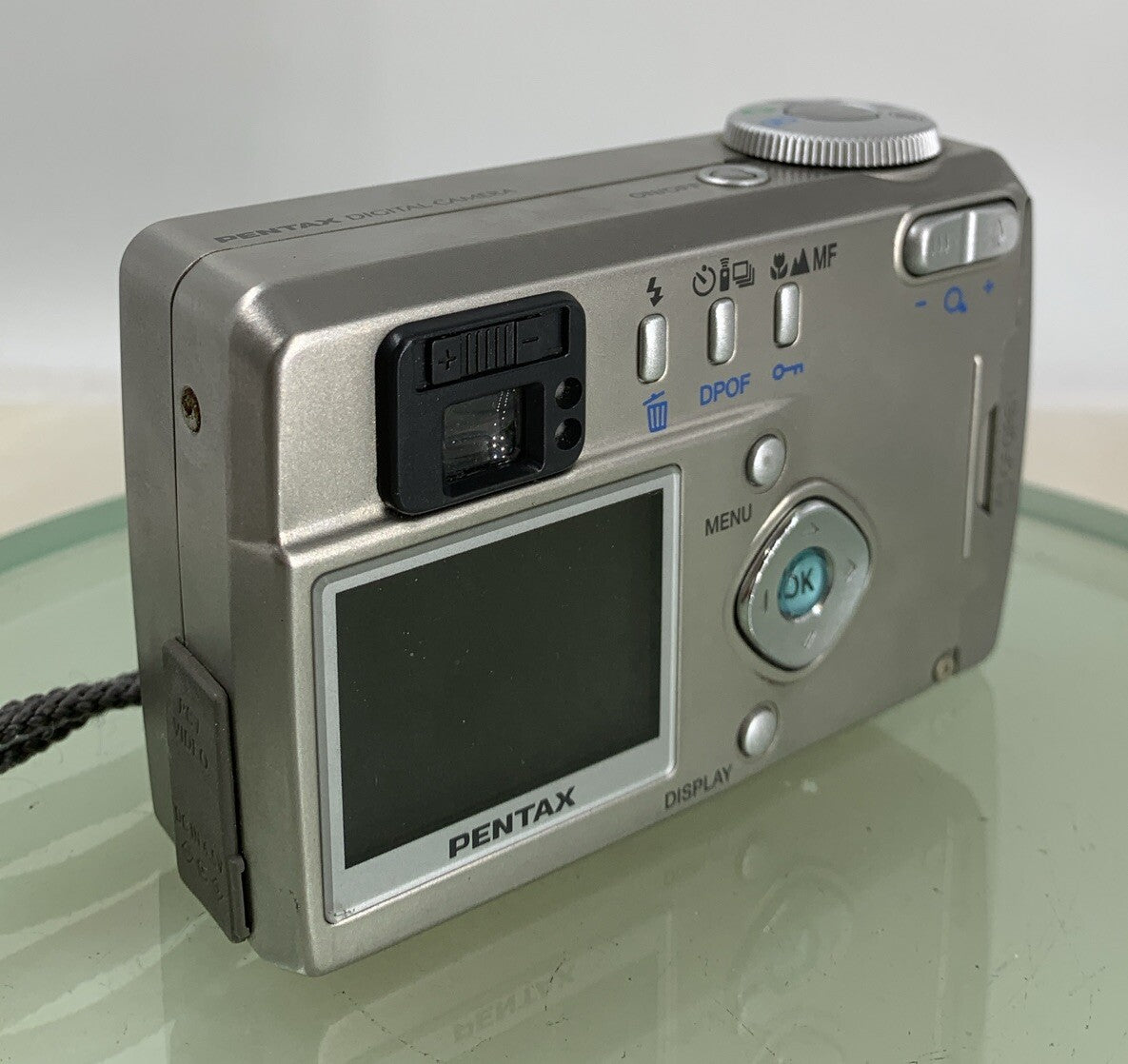 Pentax Optio 330 COMPACT DIGITAL CAMERA 3.34 MP SILVER + CHARGER TESTED - 2654