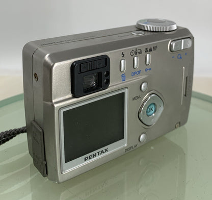 Pentax Optio 330 COMPACT DIGITAL CAMERA 3.34 MP SILVER + CHARGER TESTED - 2654