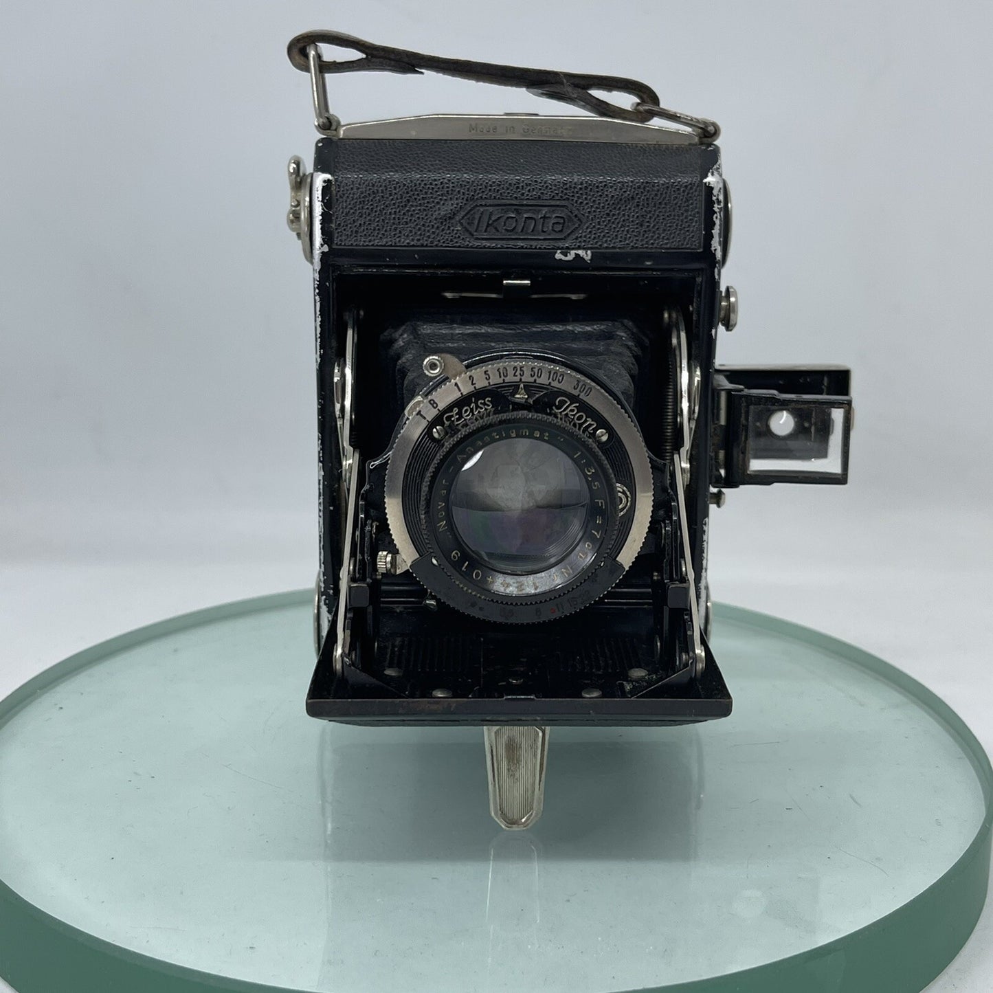 ZEISS Ikon Ikonta 520 with Novar Anastigmat Lens 1:6,3 F=7.5 cm TESTED 1531