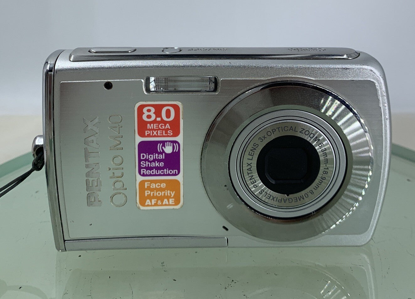 Pentax Optio M40 8.0MP COMPACT DIGITAL CAMERA NO CHARGER TESTED - 3381