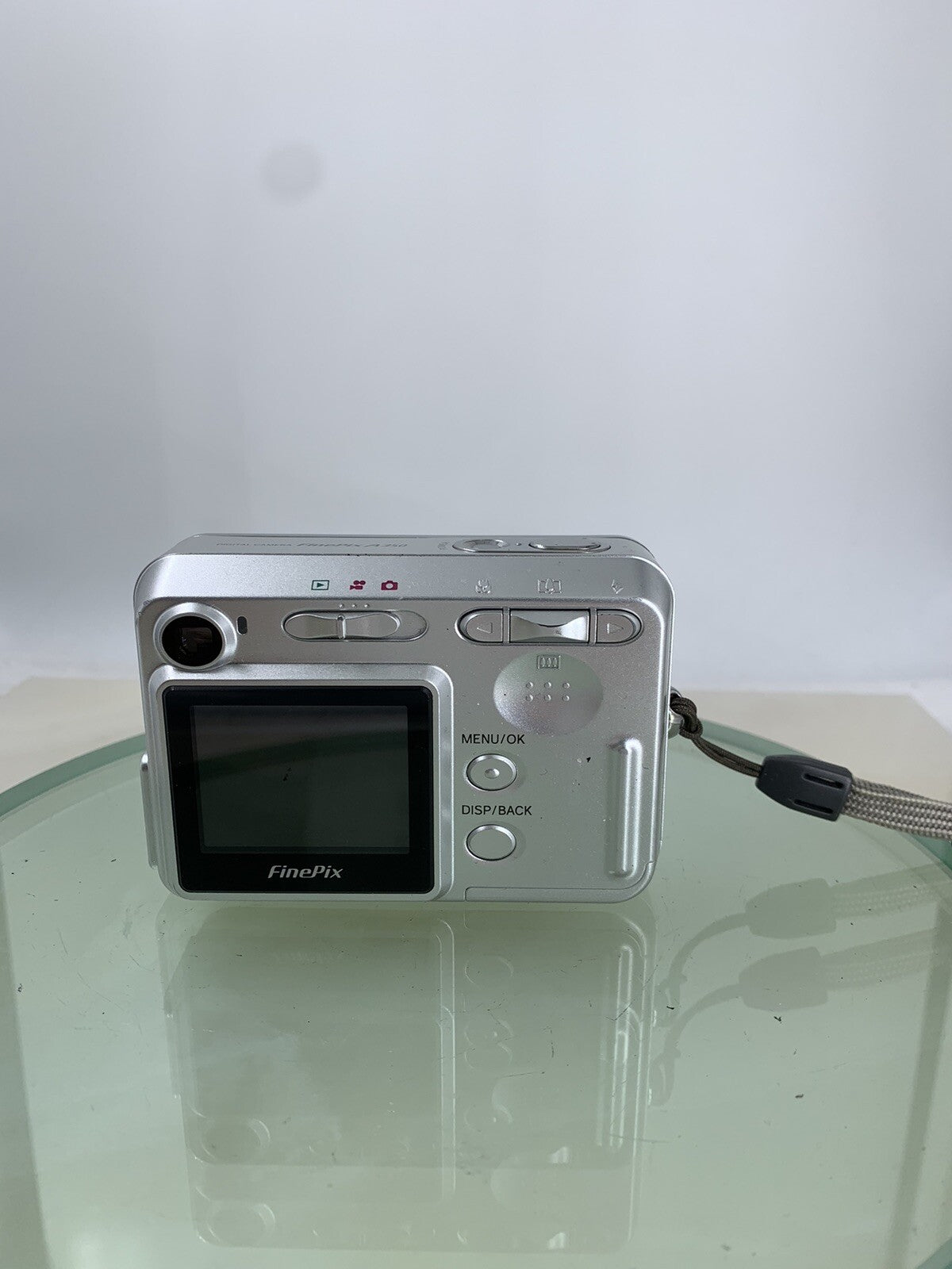 Fujifilm Digital Camera FinePix A350 5.2MP NO CARD NO CHARGER TESTED - 3613