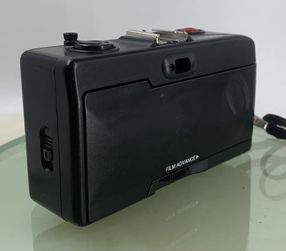 Hanimex IC 500 35mm Compact Film Camera Black Focus Free EXCELLENT TESTED - 8884