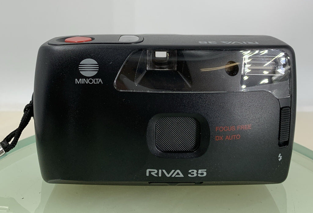 Minolta Riva 35 COMPACT POINT & SHOOT FILM CAMERA FOCUS FREEBLACK TESTED - 1651