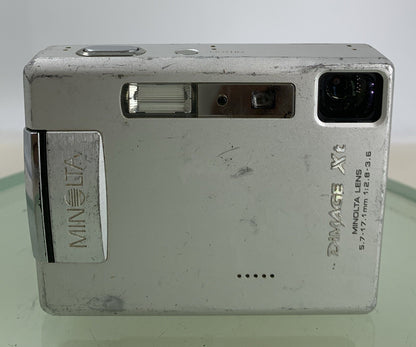 Konica Minolta Dimage XT 3.2MP Compact Digital Camera WITH CHARGER TESTED - 8421
