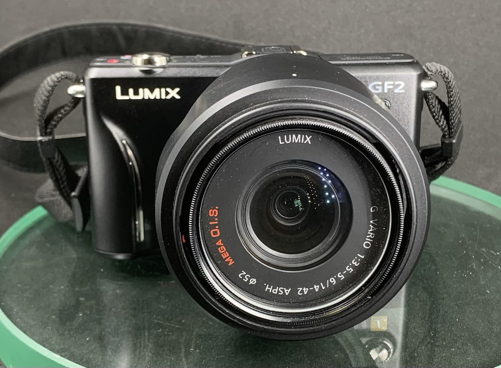 Panasonic LUMIX DMC-GF2 12.1 MP Digital Camera+G Vario 3.5-5.6/14-42 52mm Lens1