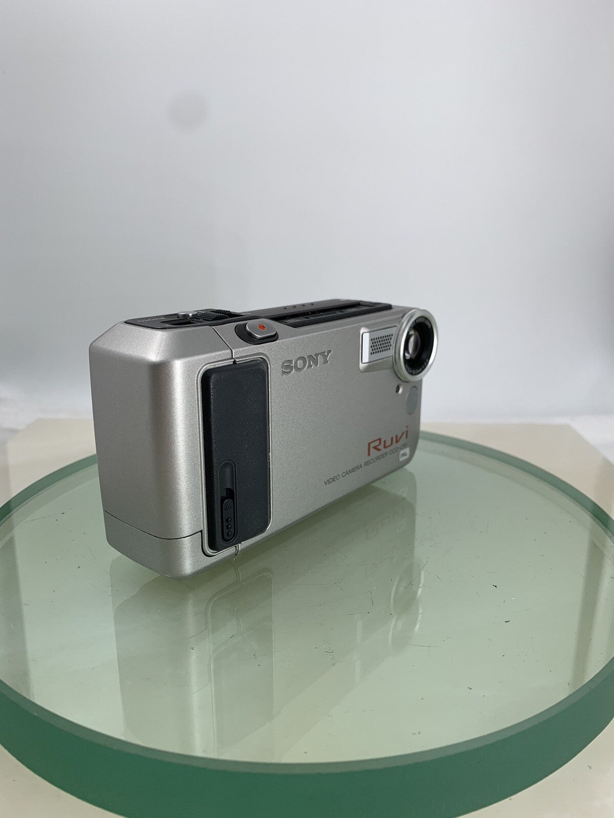 Sony RUVI CCD-CR1E Vintage Video Camera Recorder SILVER WITH COVER TESTED - 5962