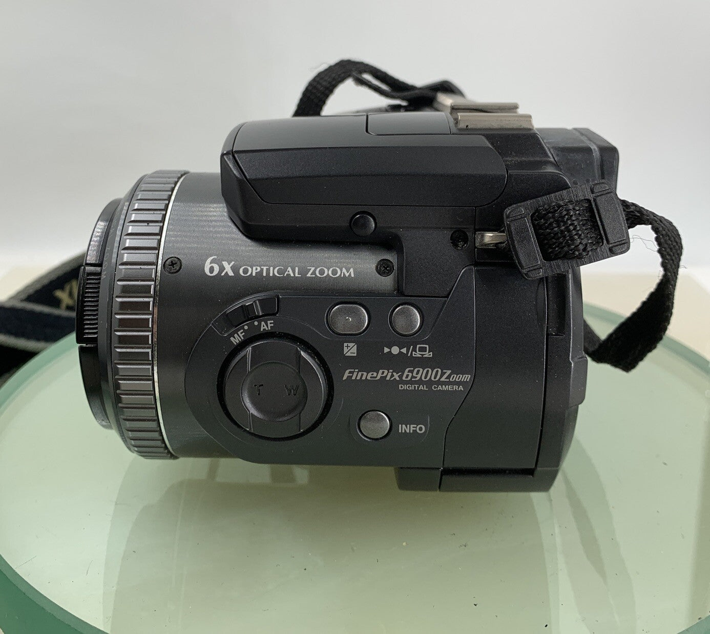 Fujifilm FinePix 6900 Zoom 3.1MP Camera WITH CHARGER AND 128MB CARD TESTED- 9022