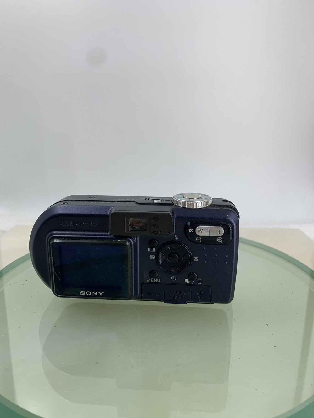 Sony Cybershot DSC-P12 5.0MP DIGITAL CAMERA BLUE + CHARGER + WIRE TESTED - 5954