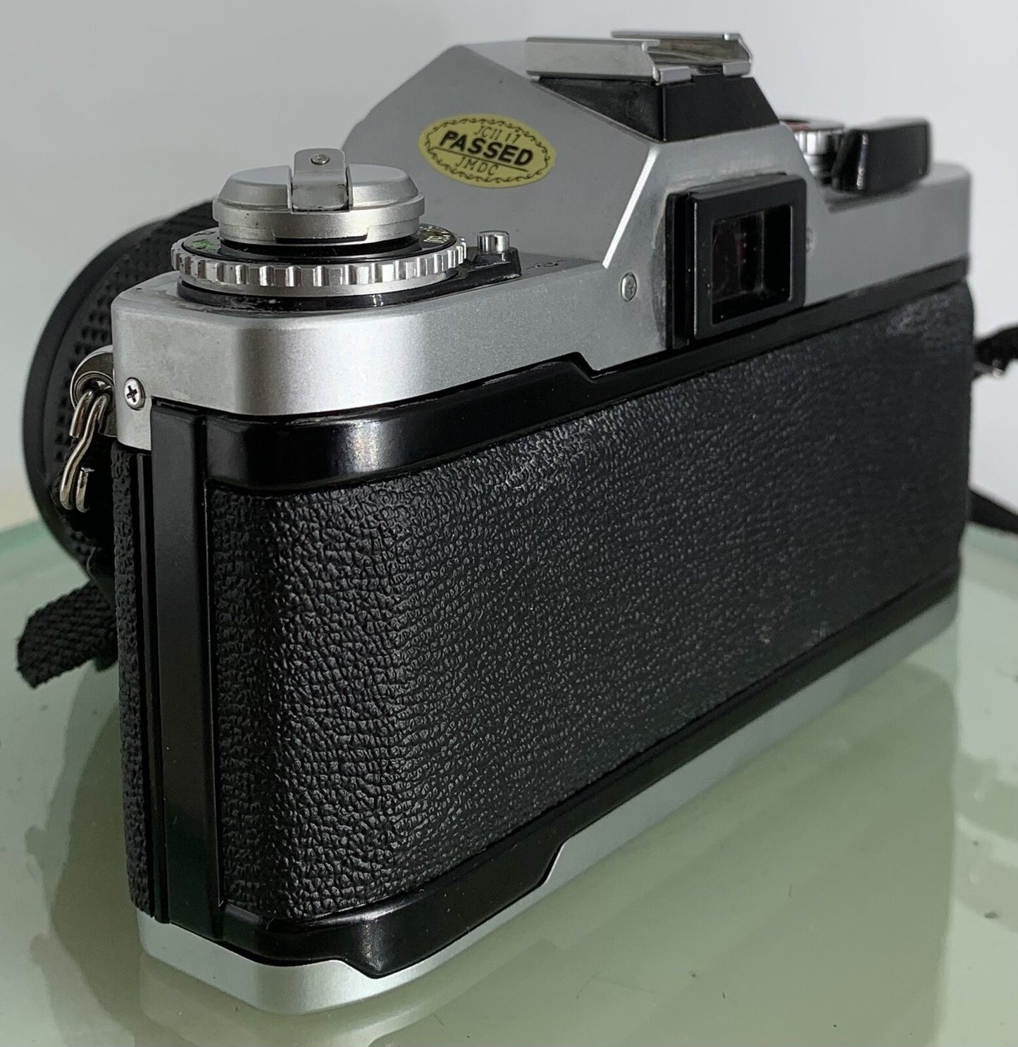 Canon AV-1 SLR 35mm Film Camera With a Canon 50mm 1.8 Lens + Battery Grip TESTED5