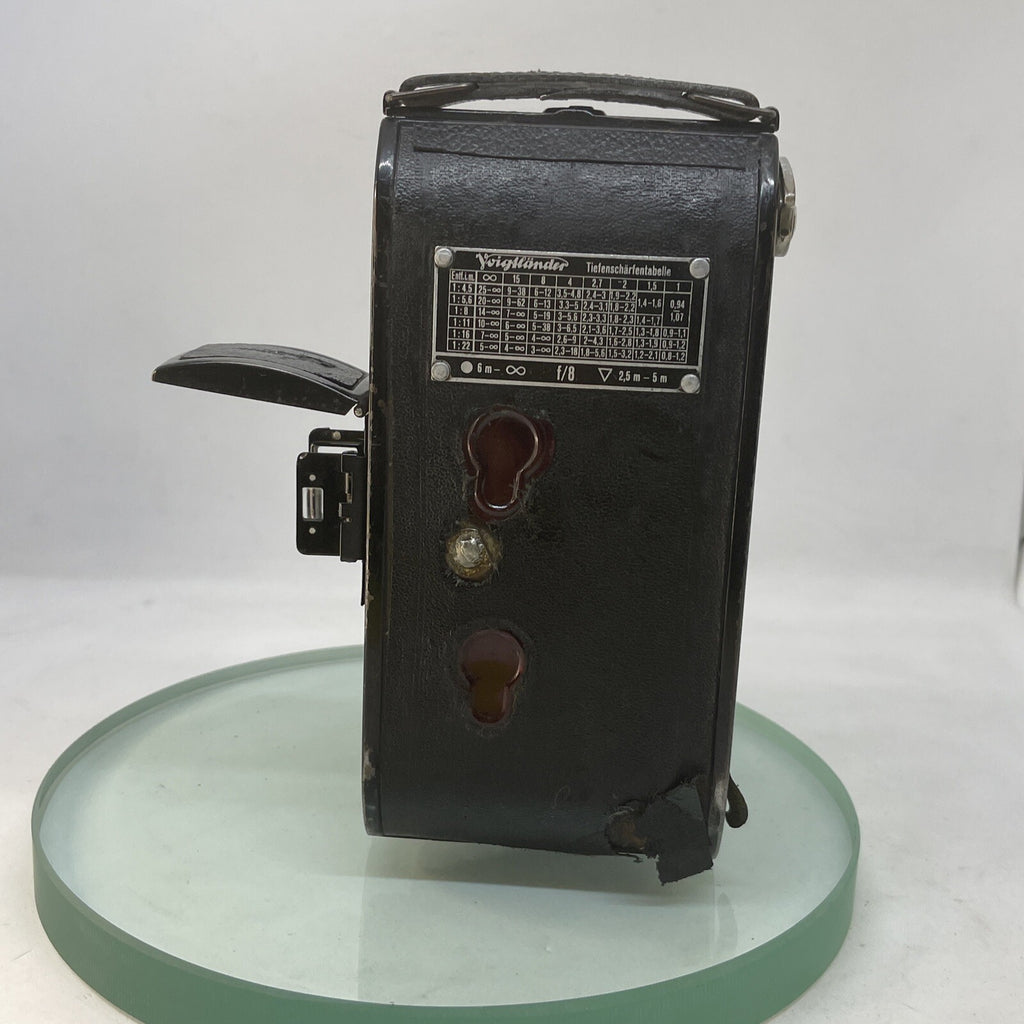 VOIGTLANDER BESSA 1937-42 BLACK FOLDING CAMERA, COMPUR SHUTTER, VOIGTAR 11CM 3663