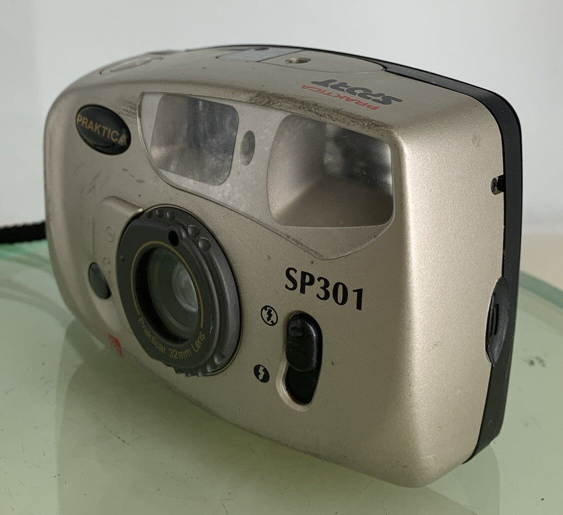 PRAKTICA SPORT SP301 Compact Point & Shoot 35mm Camera Silver TESTED - 8252