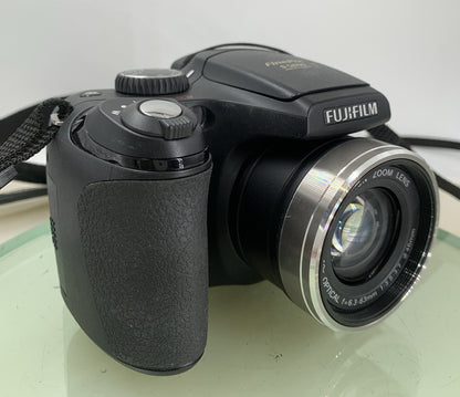 Fujifilm FinePix S5800 COMPACT DIGITAL CAMERA BLACK NOCARD NOCHARGER TESTED - 320