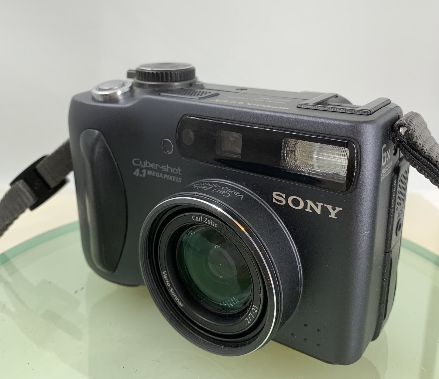 Sony Cybershot DSC-S85 DIGITAL STILL CAMERA-BLACK 4.1 MP-64MB CARD-TESTED-8491