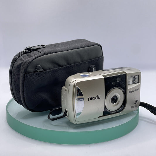 Vintage Fujifilm Nexia 220ix Z APS Film Compact Film Camera, Tested, Cased #7160