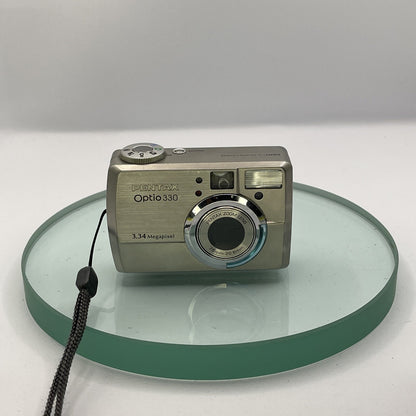 Pentax Optio 330 Camera 3.34 Megapixel 3x Zoom - 7.6mm-22.8mm Silver Charger #111