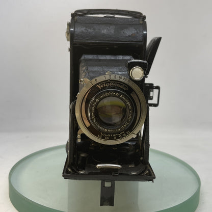 VOIGTLANDER BESSA 1937-42 BLACK FOLDING CAMERA, COMPUR SHUTTER, VOIGTAR 11CM 3661