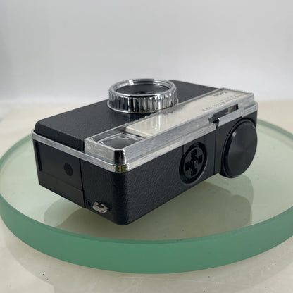 Kodak Instamatic 133 Camera With Leather Case - Very Good Condition #6947