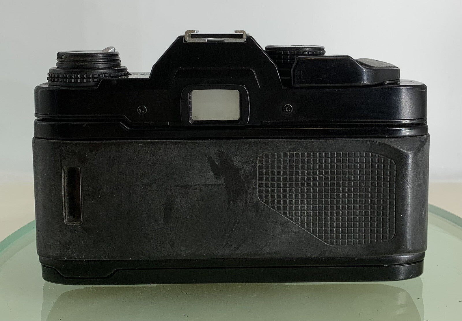Olympus OM40 Program 35mm Film Camera + Olympus 50mm F/1.8 Zuiko Lens  #1904